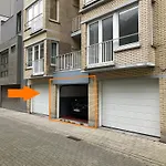 2-Bedroom Apartment With Park View
